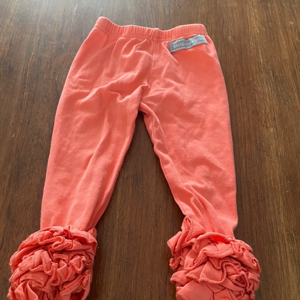 Sassy Little Ones ruffle leggings